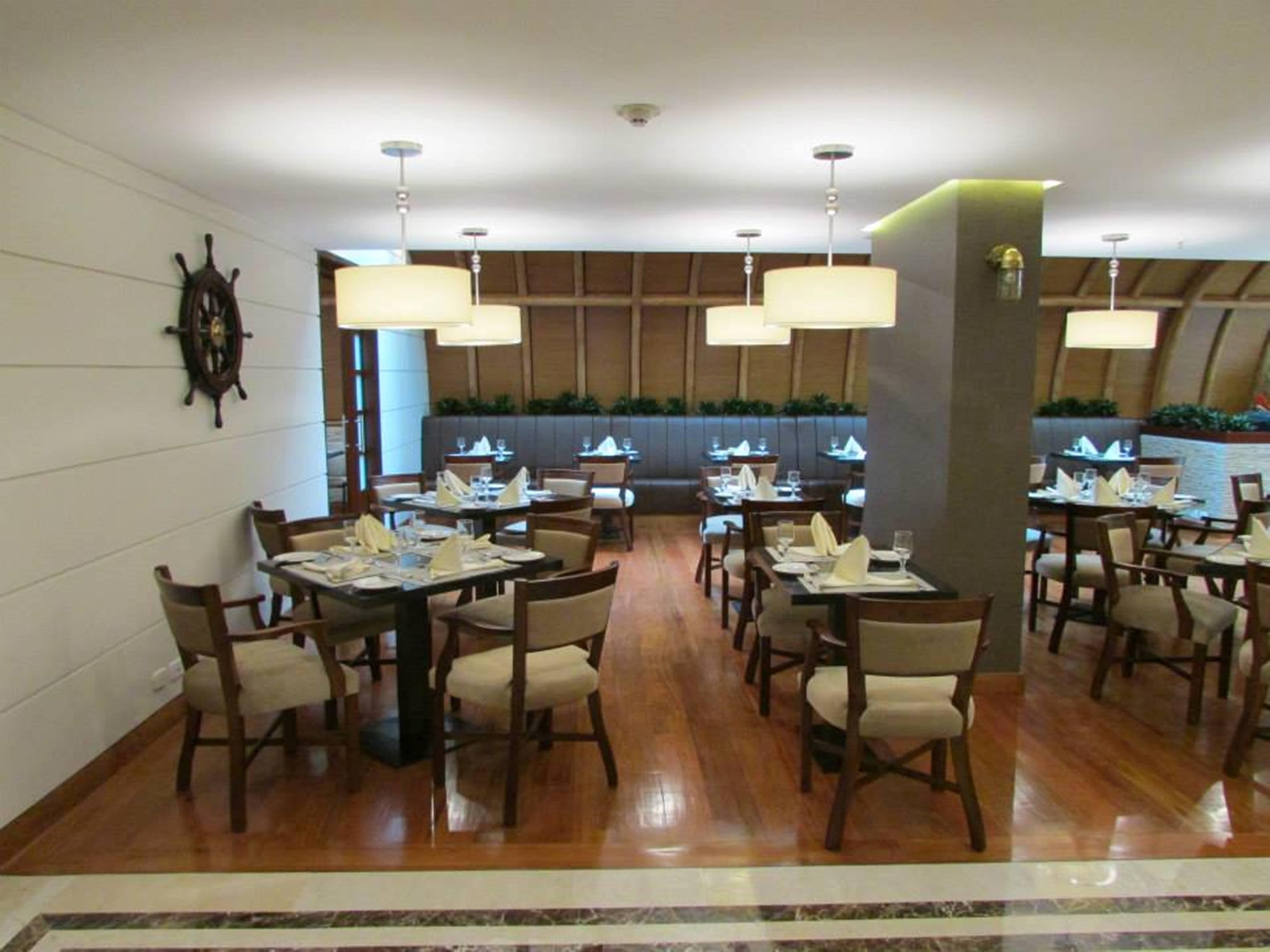 Hotel Dann Carlton Bogota Ngoại thất bức ảnh The restaurant