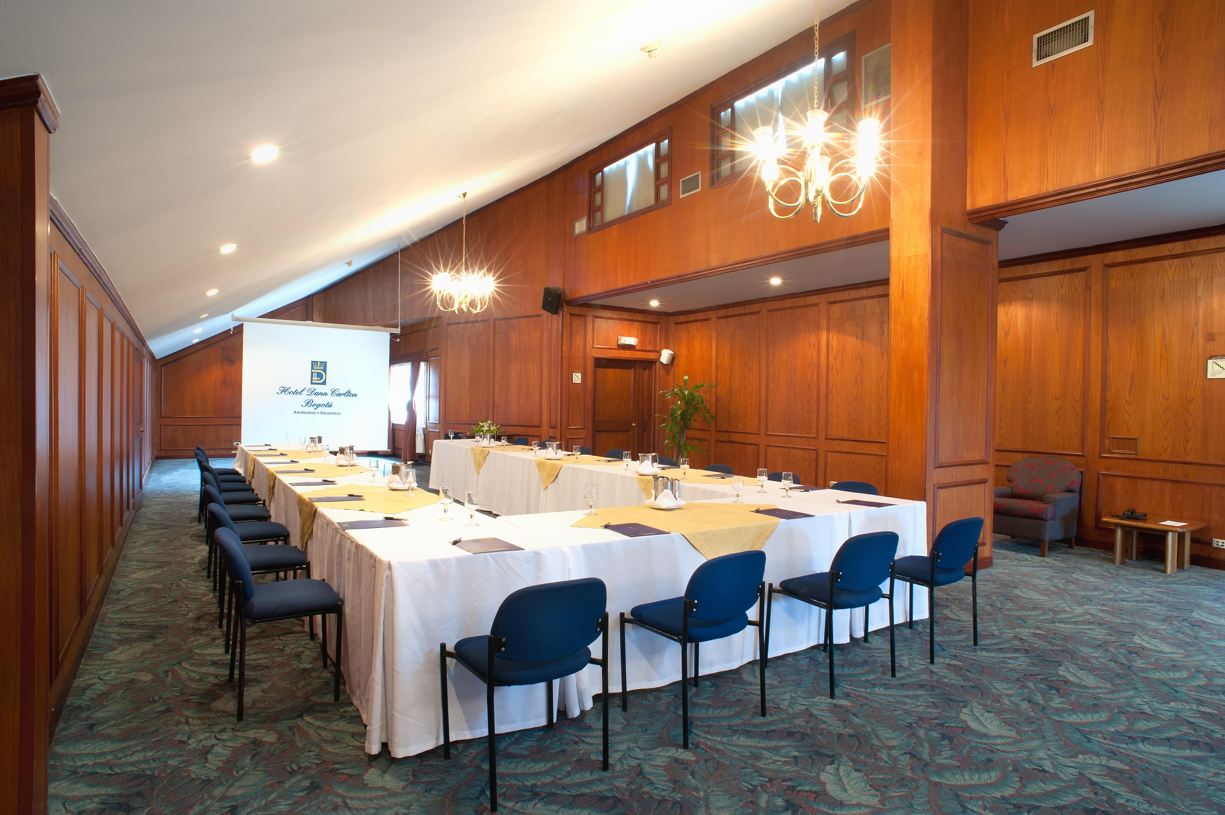 Hotel Dann Carlton Bogota Ngoại thất bức ảnh Meeting room